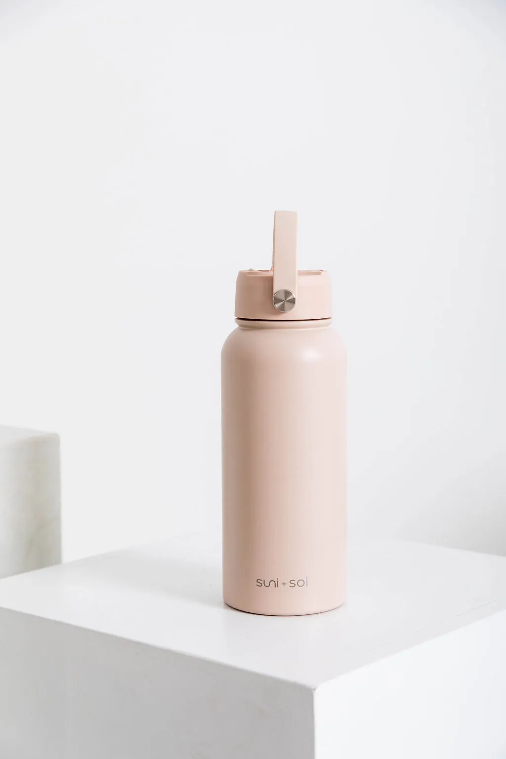 Flynn 1L Water Bottle - Soft Blush Pink - Suni and Sol