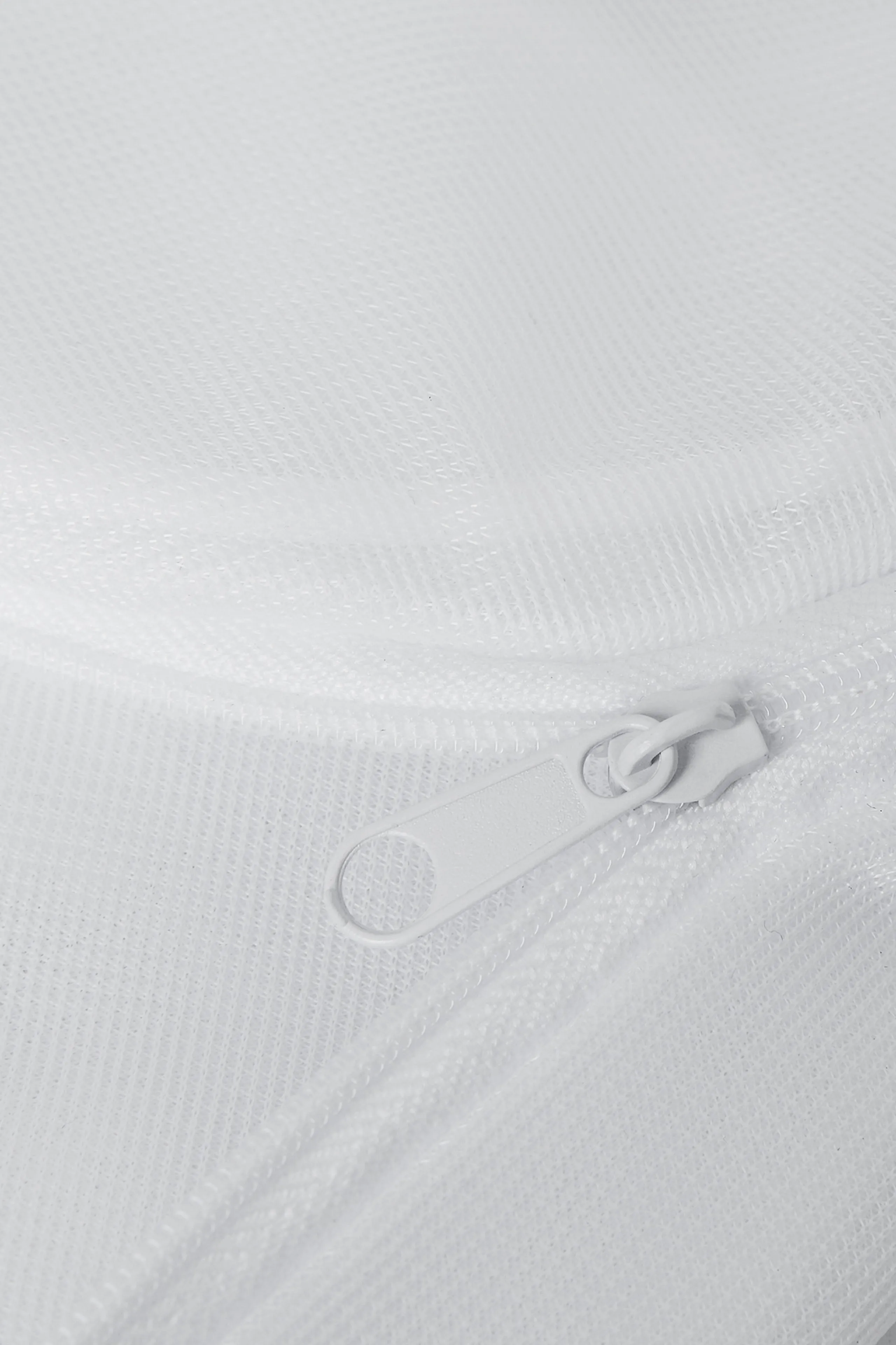 Lingerie washing bag – Round