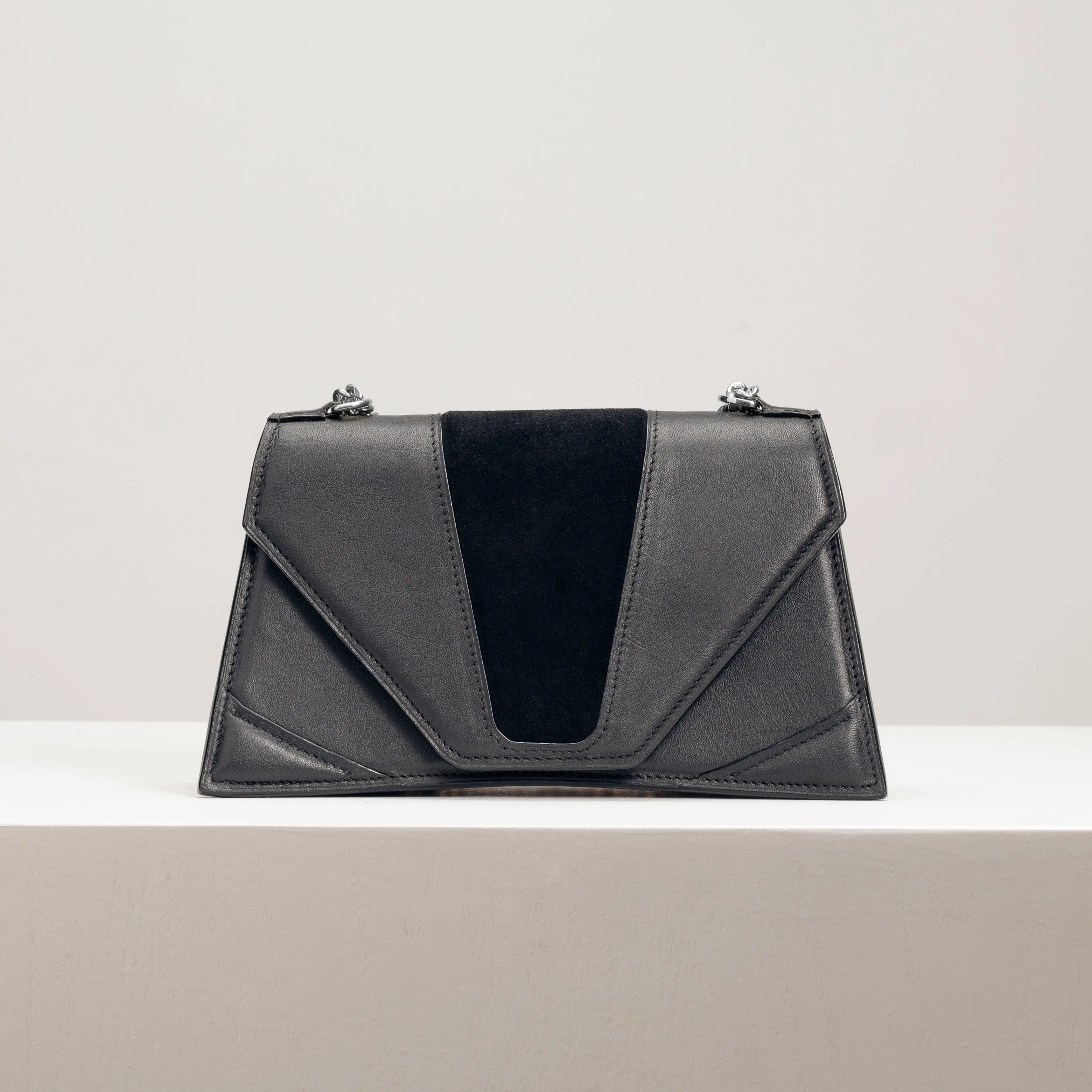 LUXEAL Clutch