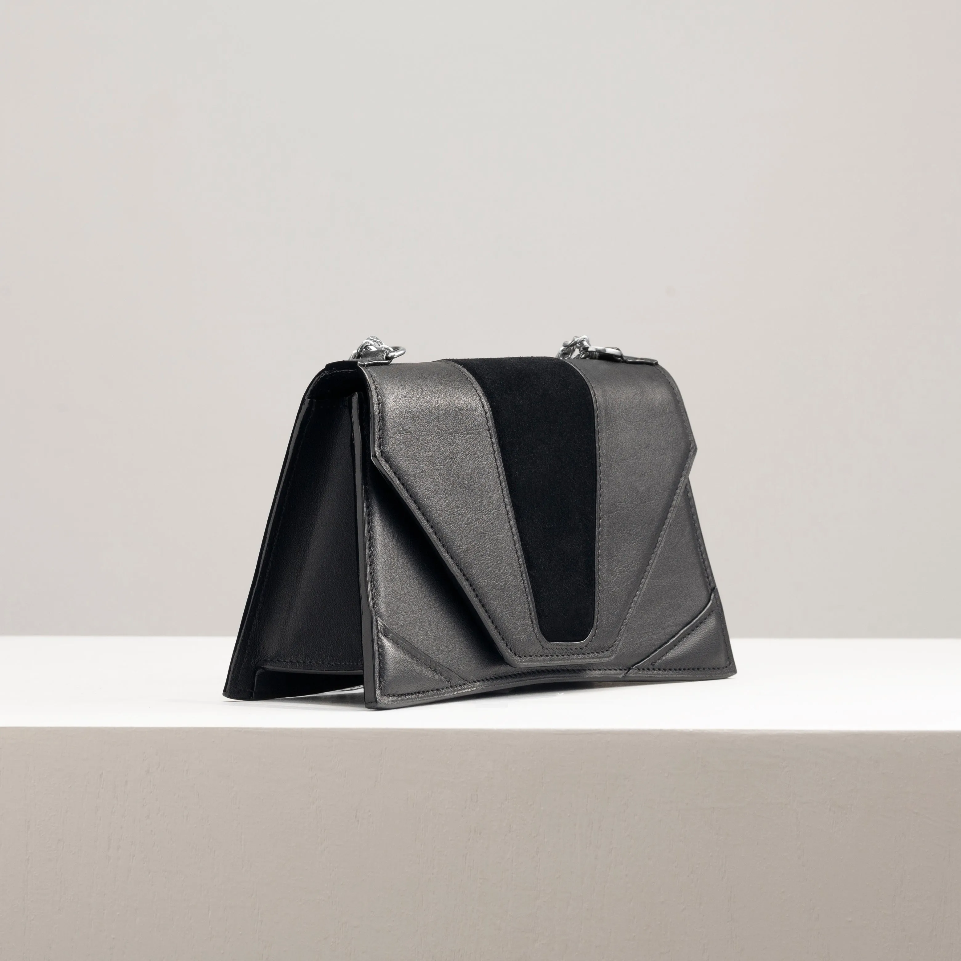 LUXEAL Clutch