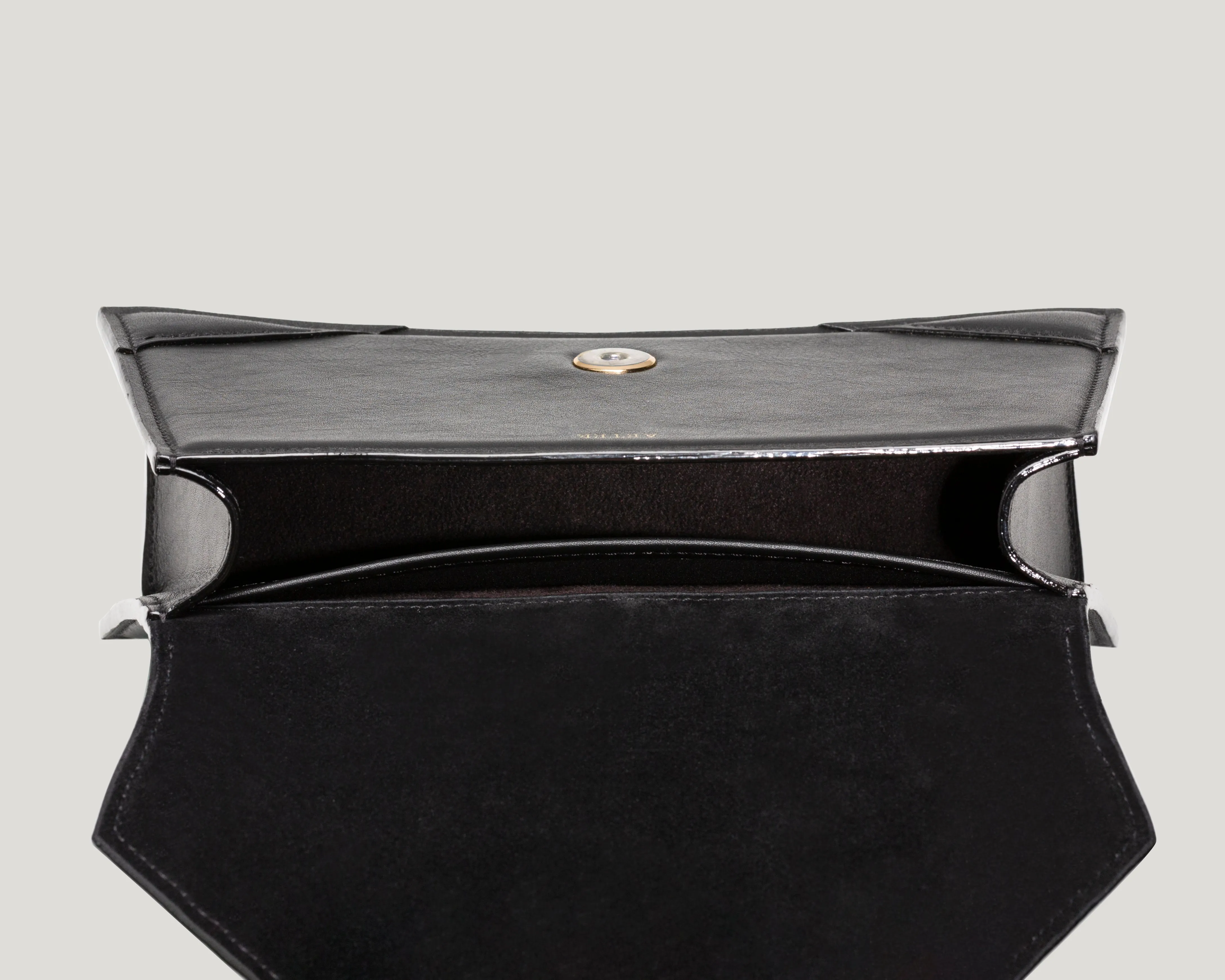 LUXEAL Clutch