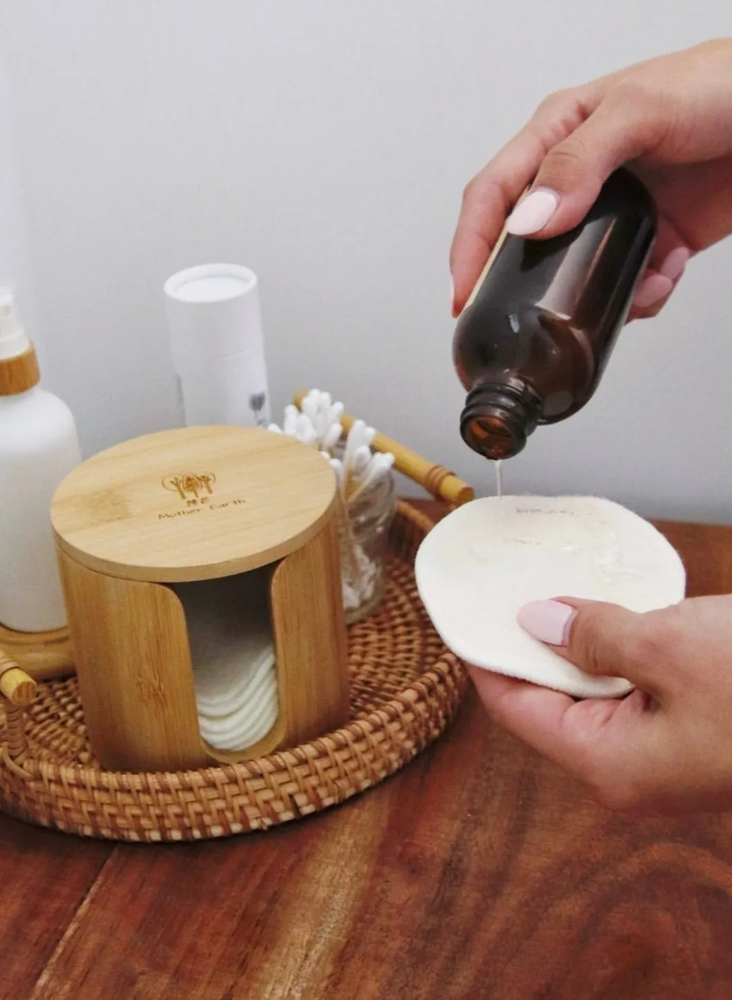 Me Mother Earth: Bamboo Storage Box   Hemp Cotton Rounds Set