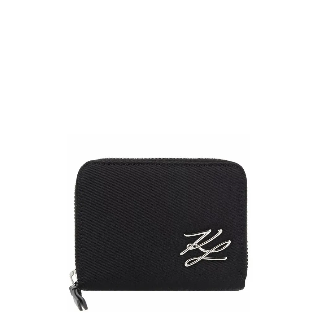 Modern Woman's Chic Leather Wallet