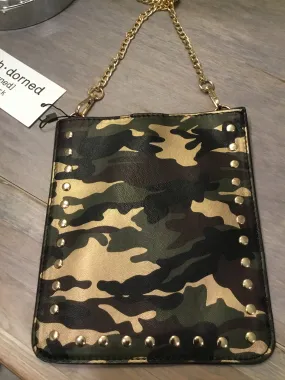STUDDED VEGAN CROSS BODY PHONE HOLDER & CHAIN - GOLD CAMO