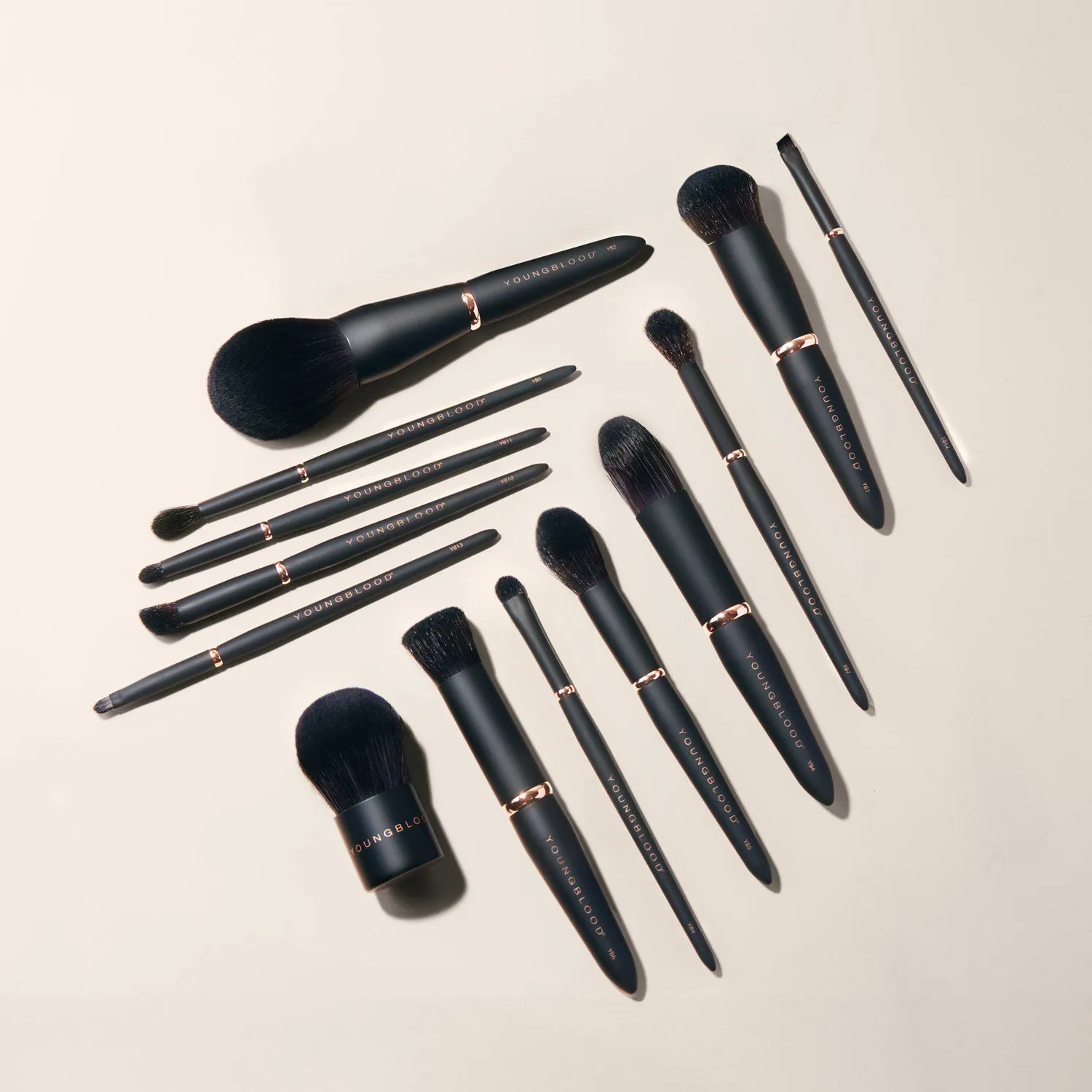 YB11 Crease Luxe Brush