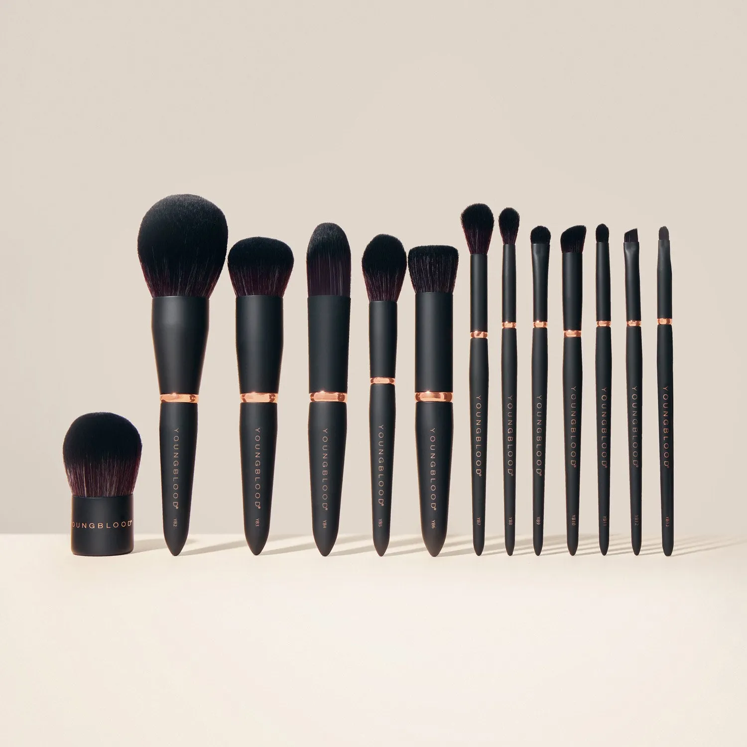 YB11 Crease Luxe Brush